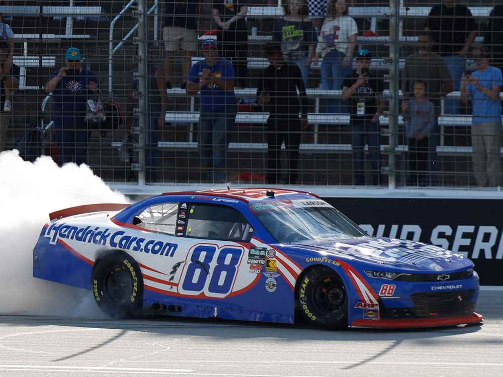 Kyle Larson 2026 Hendrickcars.com Texas 5/2/26 Race Win 1:24 Color Chrome Nascar Diecast - O'Reilly Auto Parts Series