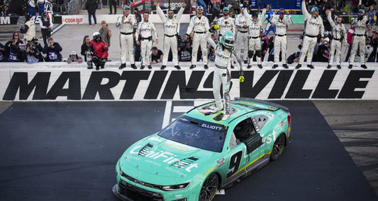 Chase Elliott 2026 UniFirst Martinsville 3.29.26 Race Win 1:24 Liquid Color Nascar Diecast